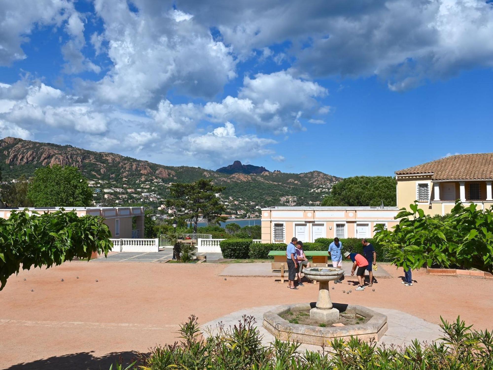 Apartment Village Cap Esterel - Le Village-53 By Interhome Saint-Raphaël Eksteriør billede