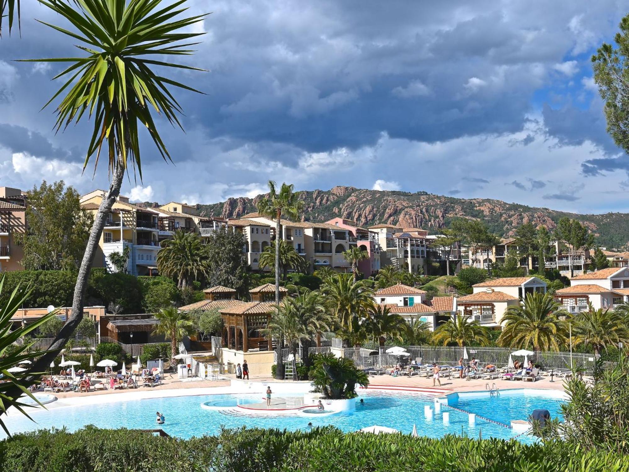 Apartment Village Cap Esterel - Le Village-53 By Interhome Saint-Raphaël Eksteriør billede